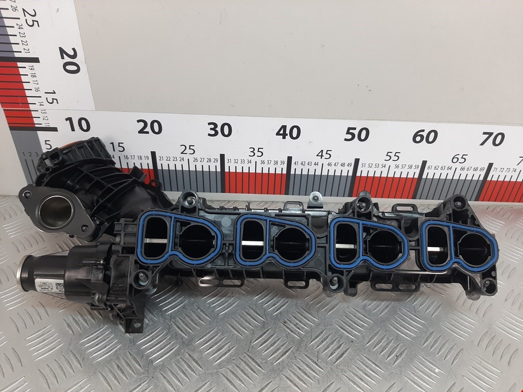 Коллектор впускной BMW 5er 5 серия G30/G31 2016-н.в.