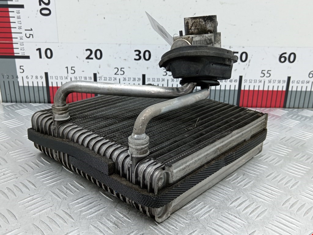 Испаритель кондиционера AUDI A3 8P 2003-2013