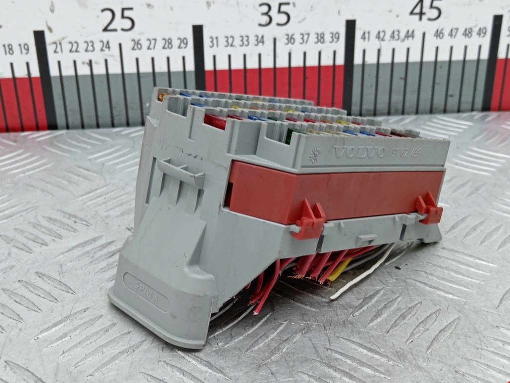 Датчик уровня в бачок омывателя VOLVO V70 II 2000-2007