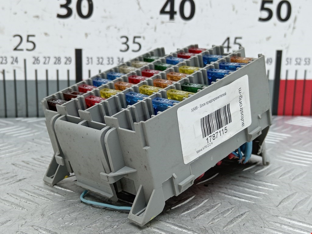 Датчик уровня в бачок омывателя VOLVO V70 II 2000-2007