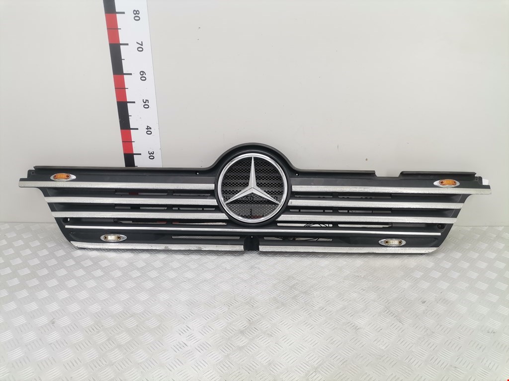 Решетка радиатора MERCEDES-BENZ Truck Atego 1998-2003