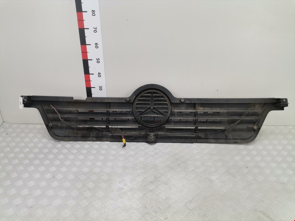 Решетка радиатора MERCEDES-BENZ Truck Atego 1998-2003