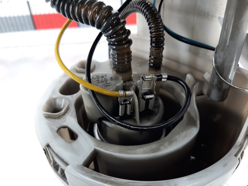 Насос топливный (электрический) SKODA Fabia MK1 1999-2006