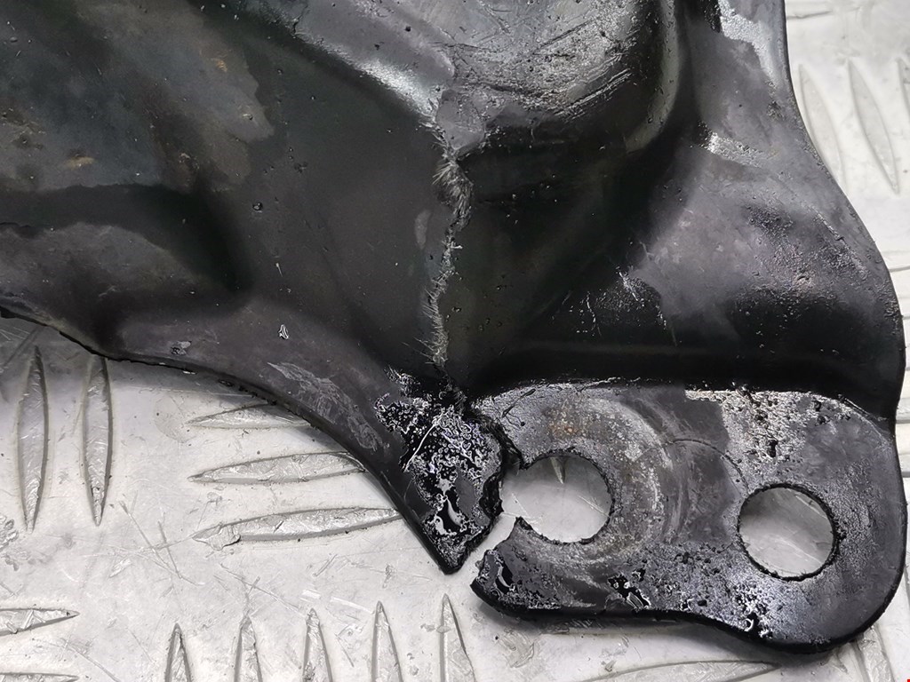 Защита картера (двигателя) MERCEDES-BENZ C-Class C-klasse W204 2007-2015