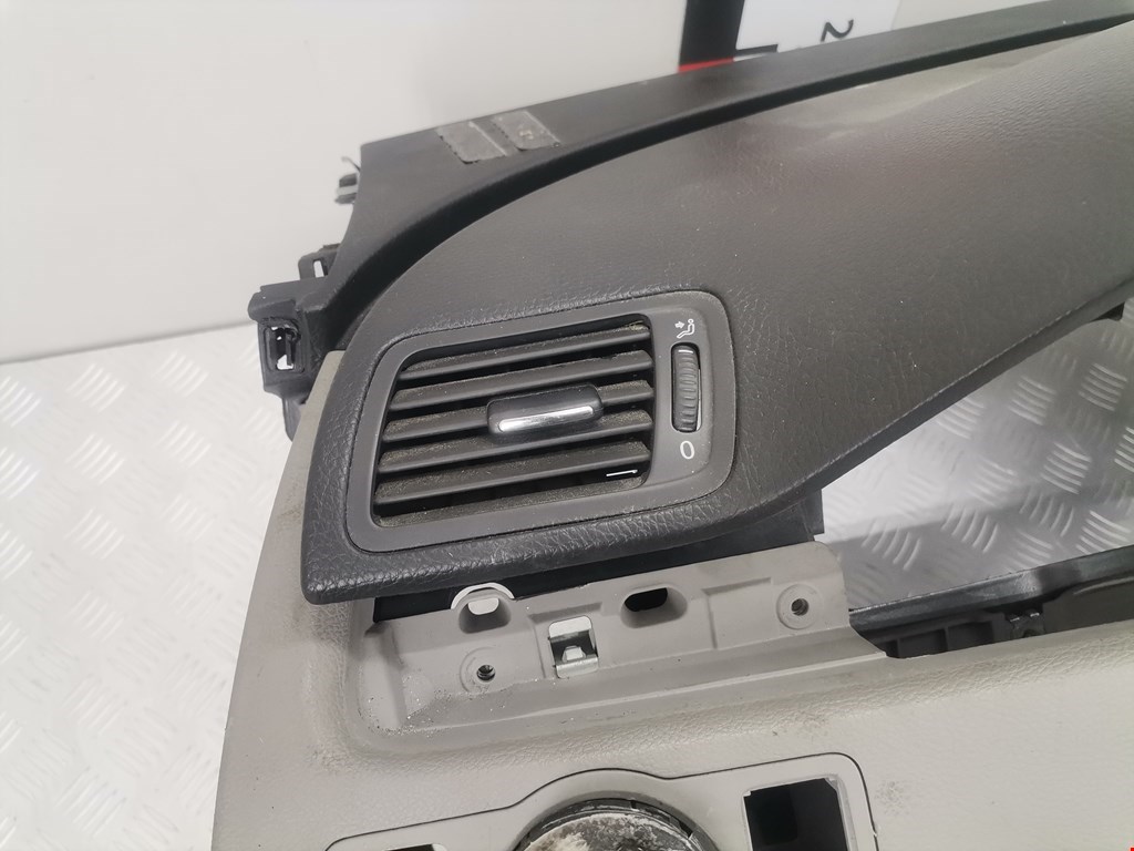 Торпедо VOLKSWAGEN Passat B6 2005-2011