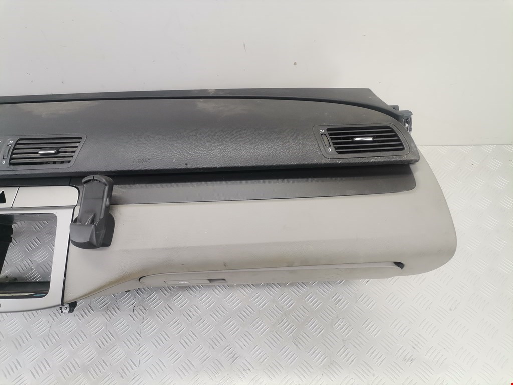 Торпедо VOLKSWAGEN Passat B6 2005-2011