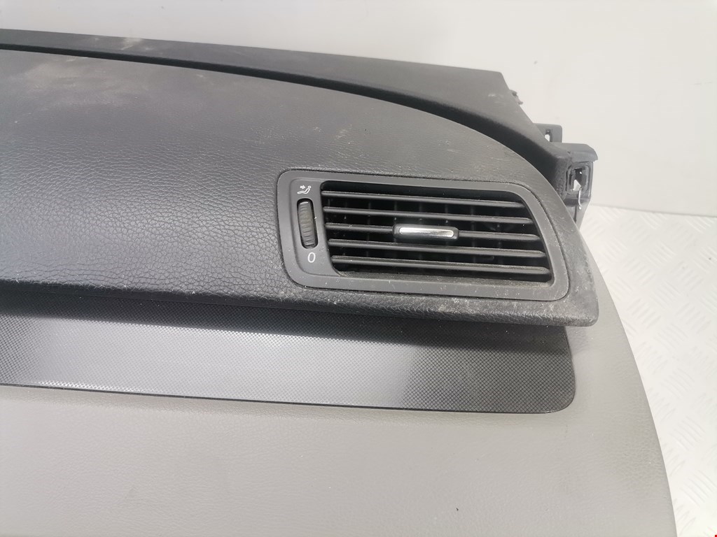 Торпедо VOLKSWAGEN Passat B6 2005-2011