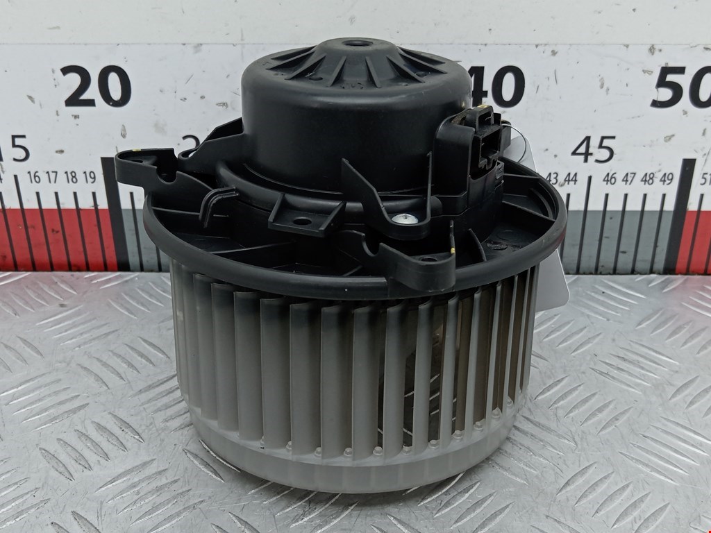 Моторчик (мотор) отопителя салона CHEVROLET Cruze 2009-2015