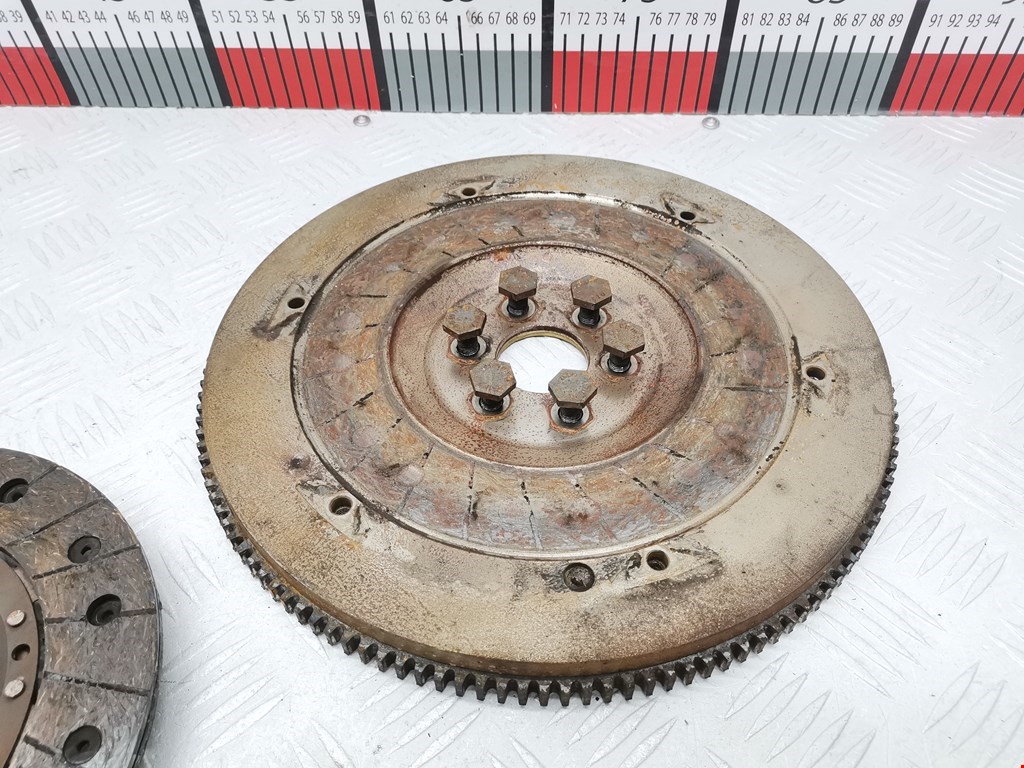 Маховик (демпфер сцепления) OPEL Meriva A 2003-2010