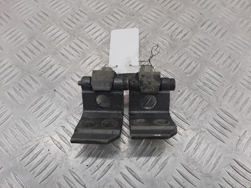 Петля двери передней левой Peugeot 206 (1998-2006)