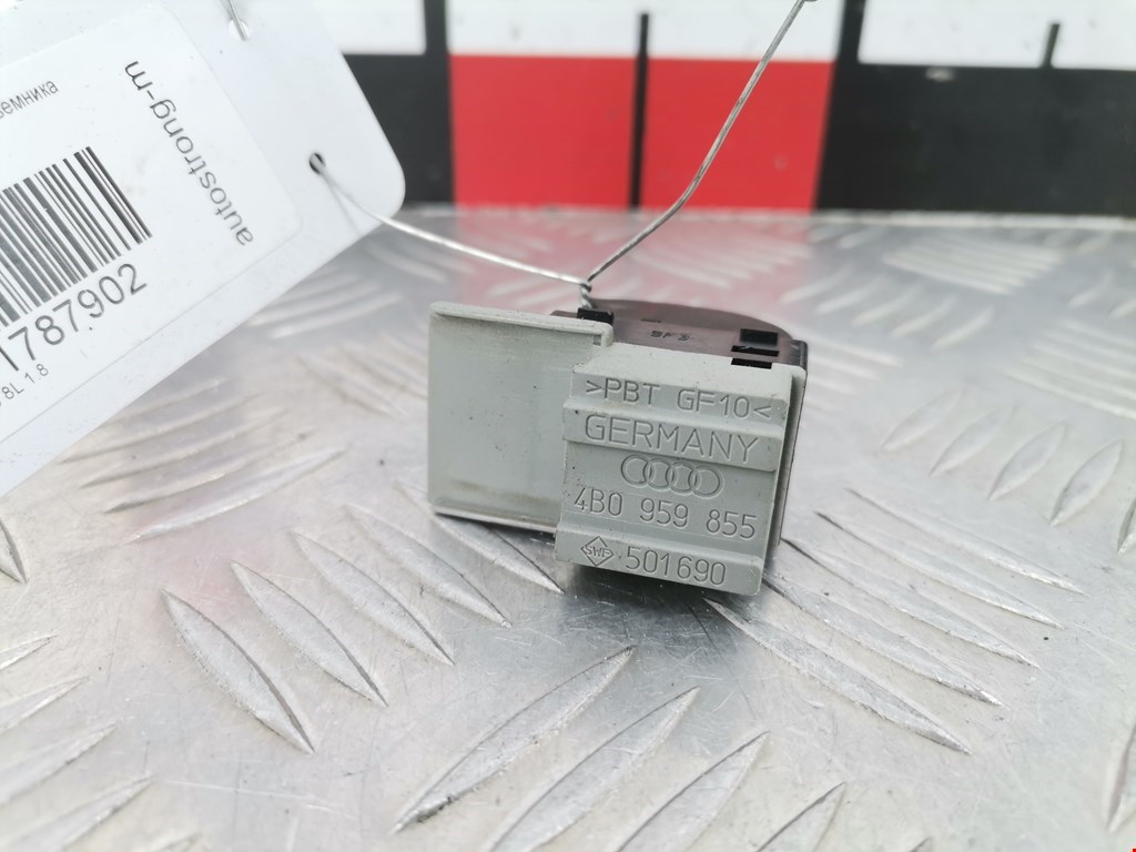 Кнопка стеклоподъемника AUDI A3 8L 1996-2003