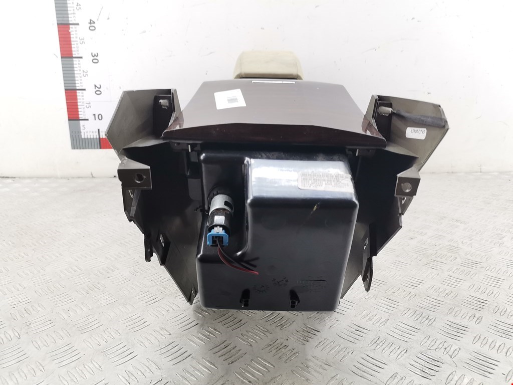 Подлокотник в салон NISSAN Altima L32A 2007-2012