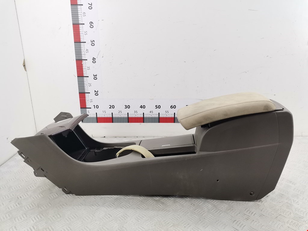 Подлокотник в салон NISSAN Altima L32A 2007-2012