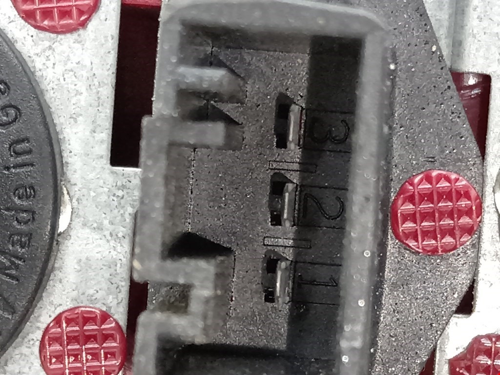 Фонарь задний внутренний левый BMW X5 E53 1999-2006