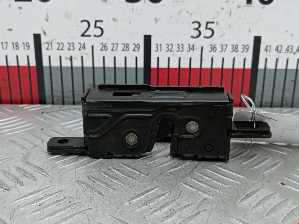 Замок багажника (крышки двери) BMW X5 E53 1999-2006