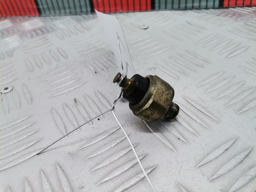 Датчик давления масла KIA Retona 1998-2003