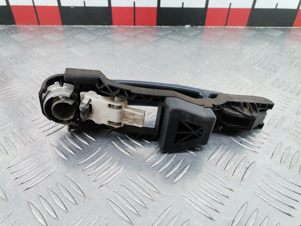 Ручка двери задней наружная левая SEAT Ibiza 2002-2008