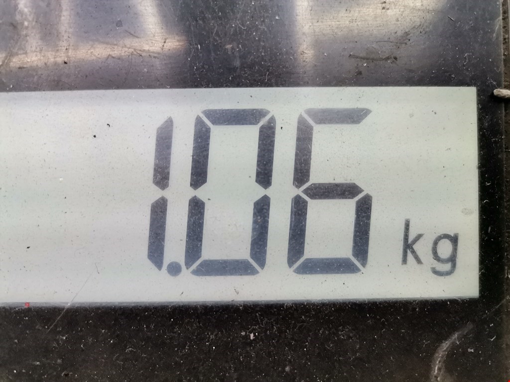 Кронштейн заднего бампера центральный LAND ROVER Range Rover Sport 2005-2013