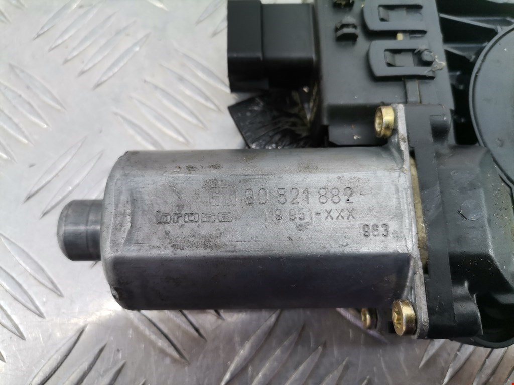 Моторчик (двигатель) стеклоподъемника OPEL Astra G 1998-2005