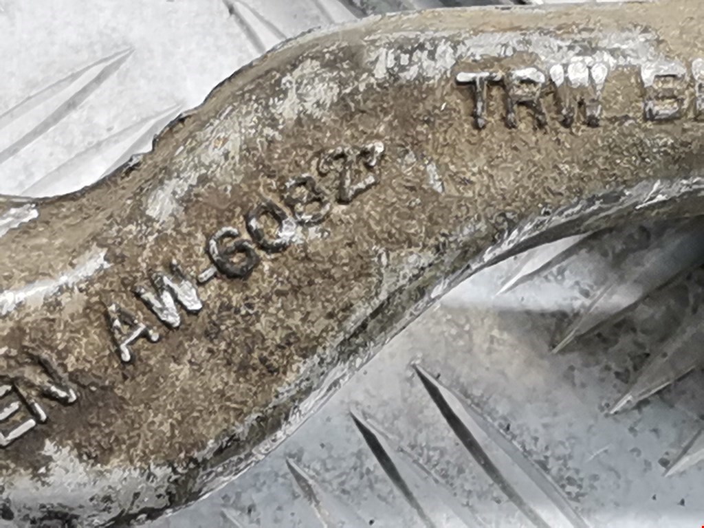 Рычаг передний левый BMW 1er E81\E87 2004-2011