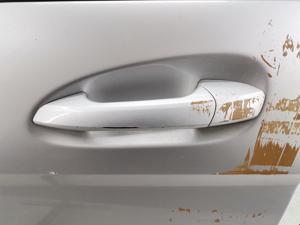 Дверь передняя левая MERCEDES-BENZ C-Class C-klasse W204 2007-2015