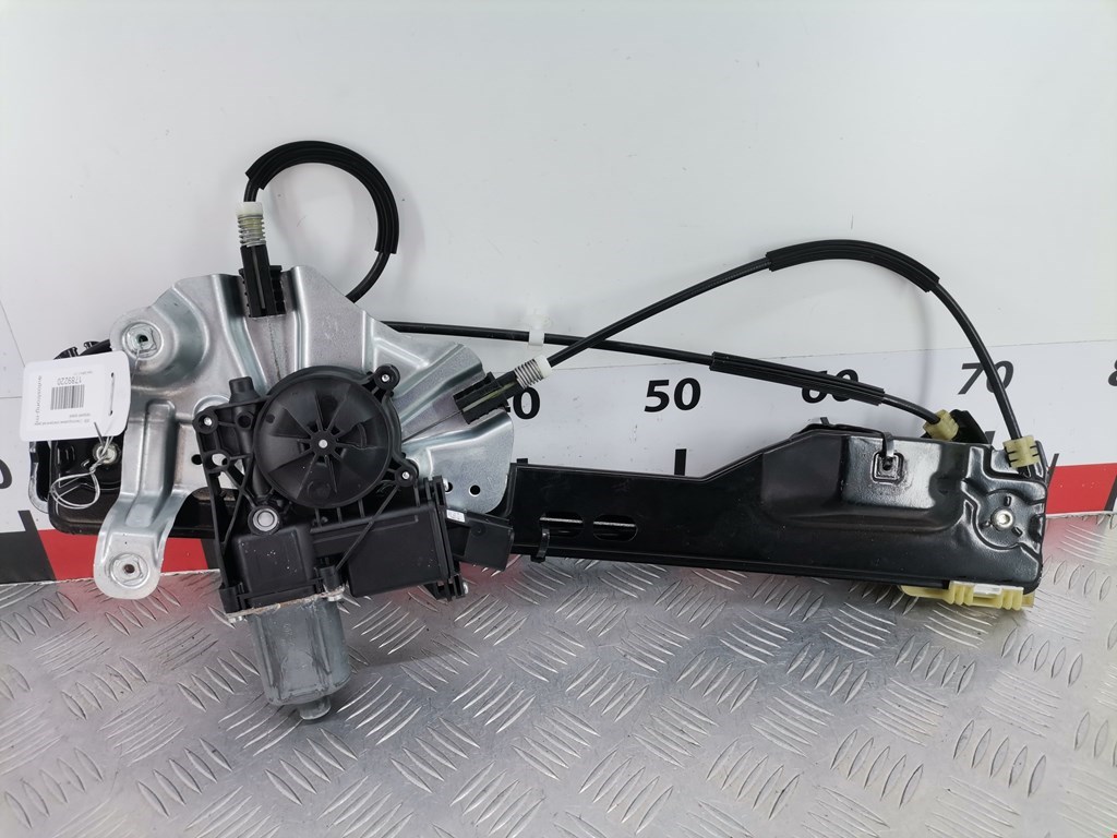 Стеклоподъемник передний правый OPEL Zafira C 2012-2019