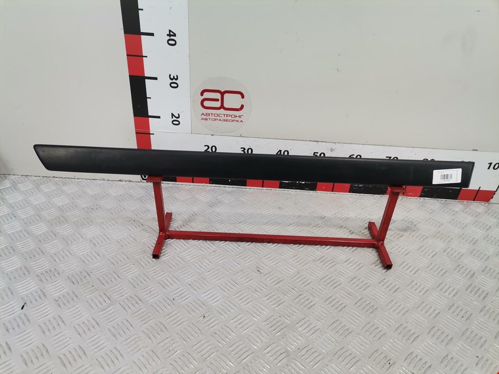 Накладка декоративная (молдинг) двери задней правой Ford Galaxy 1 (1995-2006)