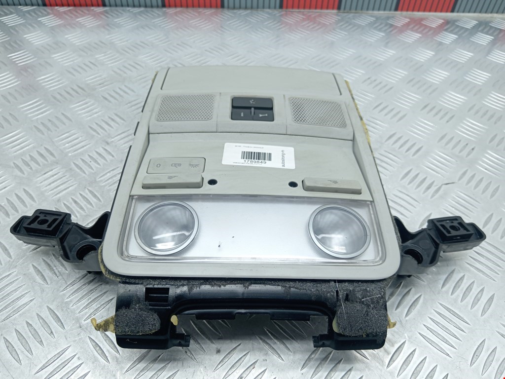 Плафон салонный Volkswagen Passat CC (2008-2018)