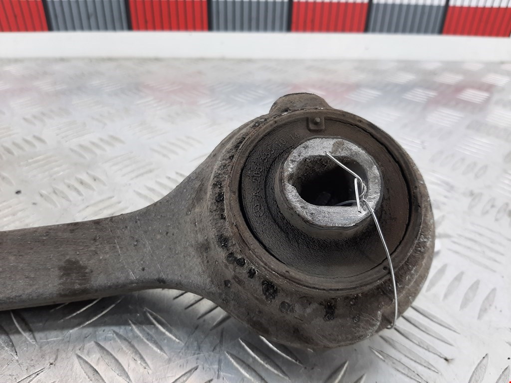 Рычаг передний левый MERCEDES-BENZ C-Class C-klasse W204 2007-2015