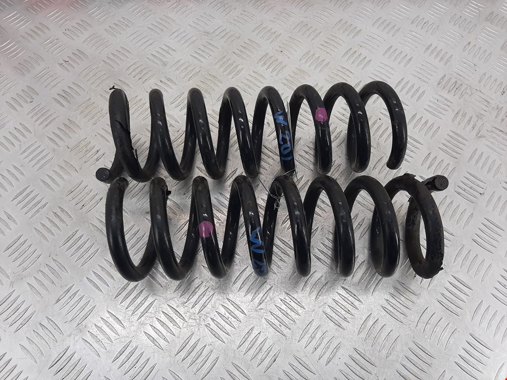 Пружина задняя левая/правая MERCEDES-BENZ C-Class C-klasse W204 2007-2015