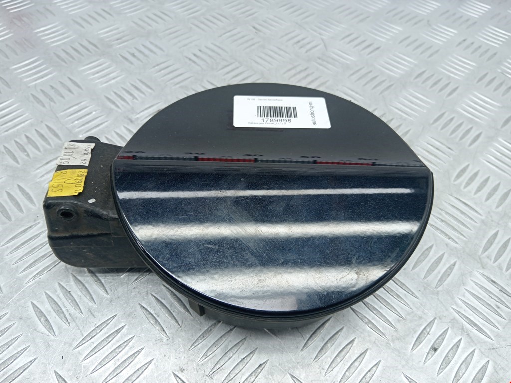 Лючок бензобака VOLKSWAGEN Passat CC 2008-2017