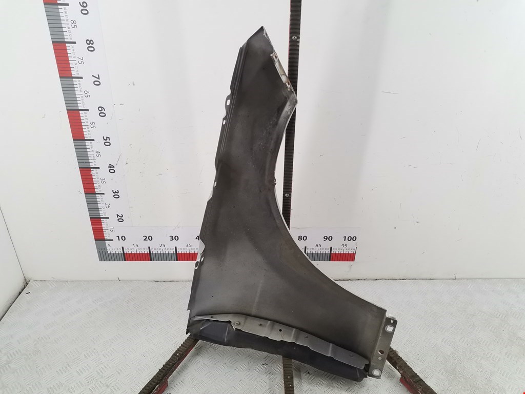 Крыло переднее левое MERCEDES-BENZ C-Class C-klasse W204 2007-2015