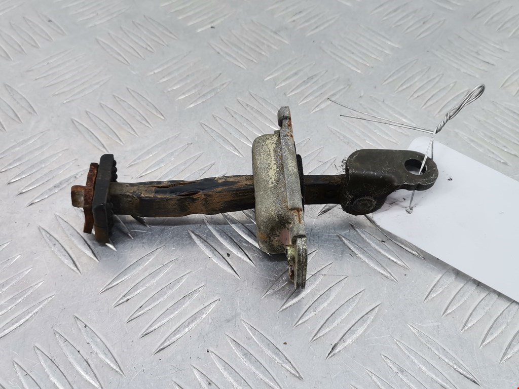 Ограничитель открывания двери KIA Picanto 2004-2011