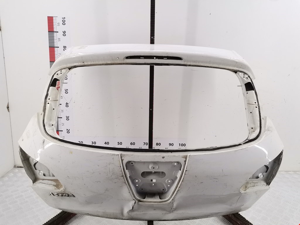 Крышка багажника (дверь багажника) Opel Astra J (2009-2018)
