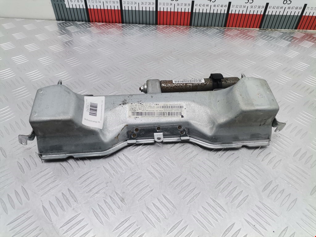 Подушка безопасности нижняя (для колен) MERCEDES-BENZ C-Class C-klasse W204 2007-2015
