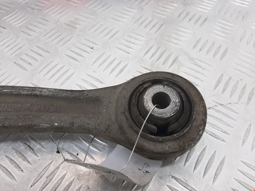 Рычаг передний левый AUDI A4 B8 2007-2015