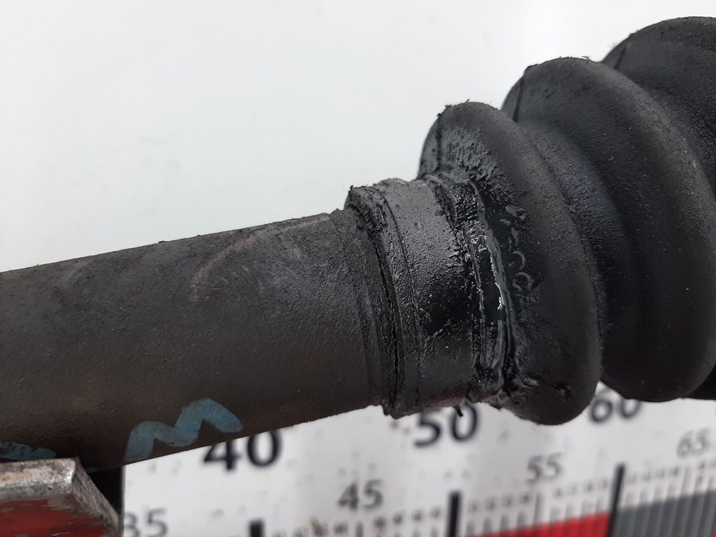 Полуось (привод, приводной вал) передняя правая FORD Focus III 2011-2019