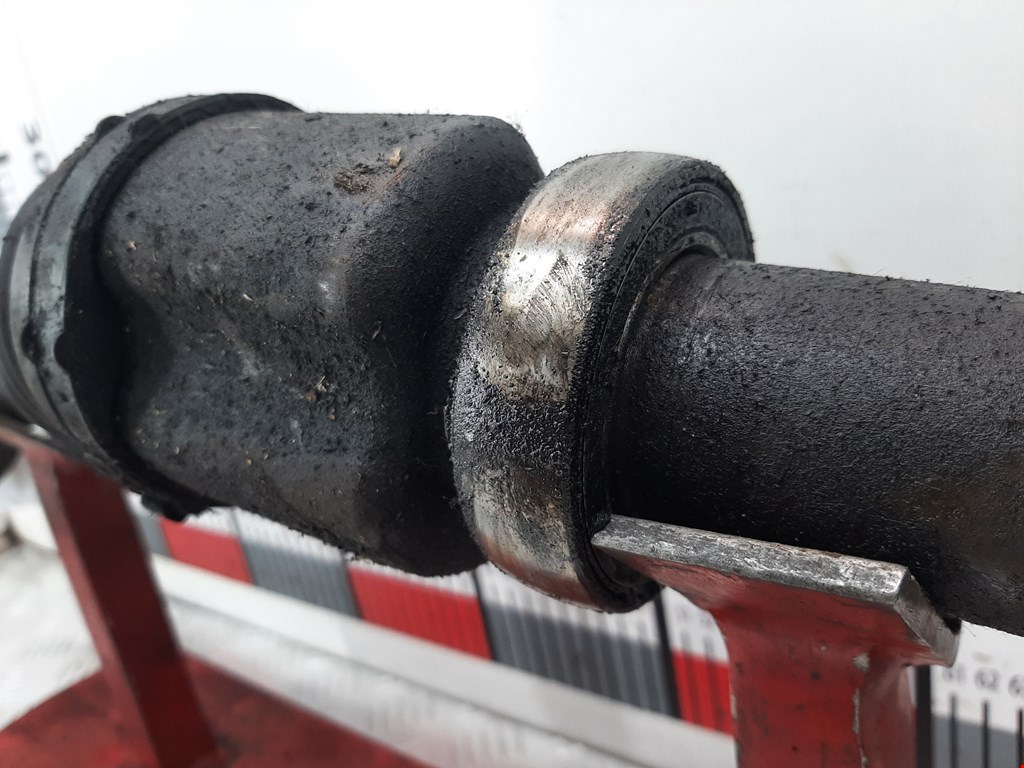 Полуось (привод, приводной вал) передняя правая FORD Focus III 2011-2019