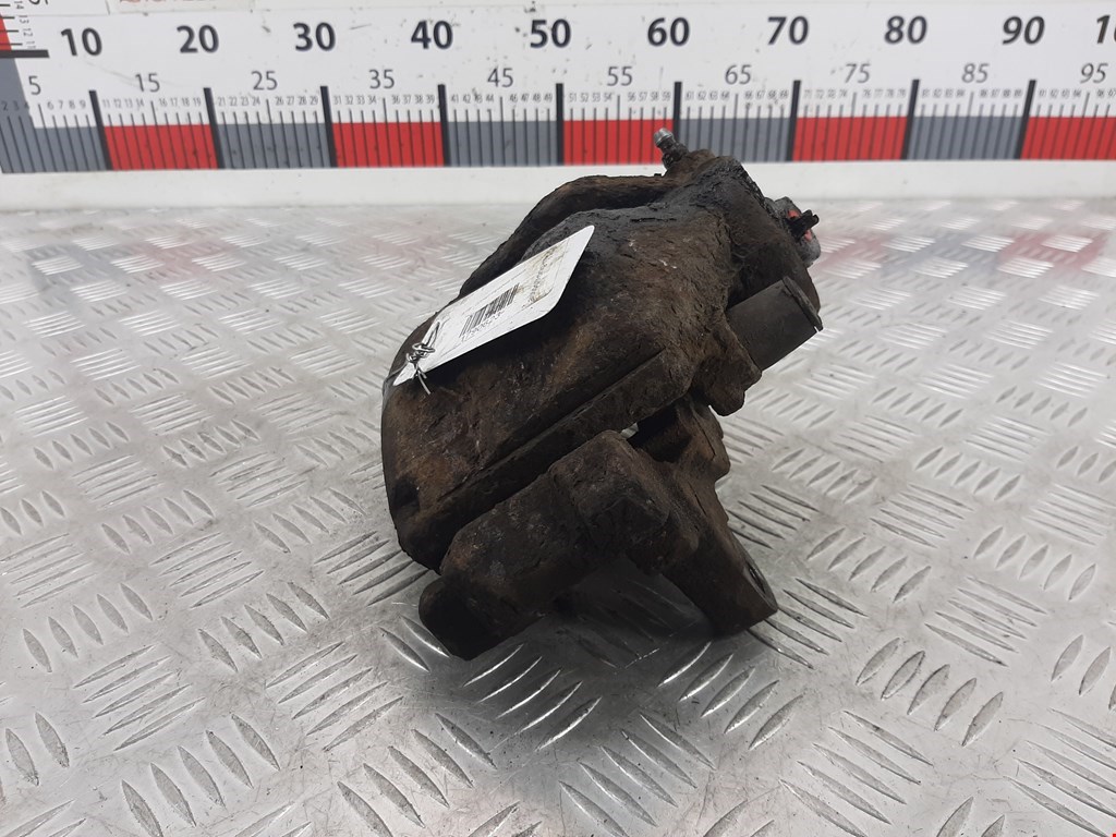 Суппорт передний правый VOLKSWAGEN Passat CC 2008-2017