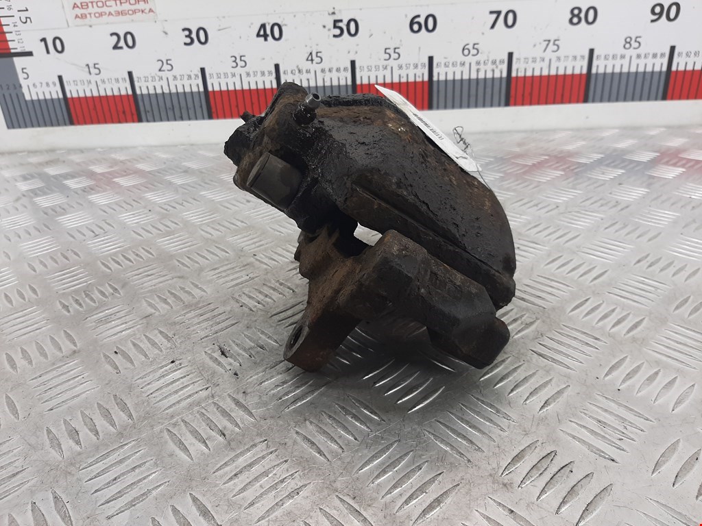 Суппорт передний правый VOLKSWAGEN Passat CC 2008-2017