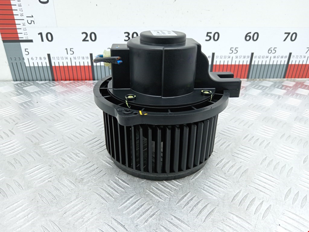 Моторчик (мотор) отопителя салона OPEL Antara 2006-2015