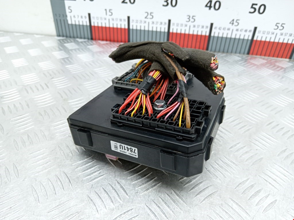 Датчик уровня в бачок омывателя OPEL Antara 2006-2015