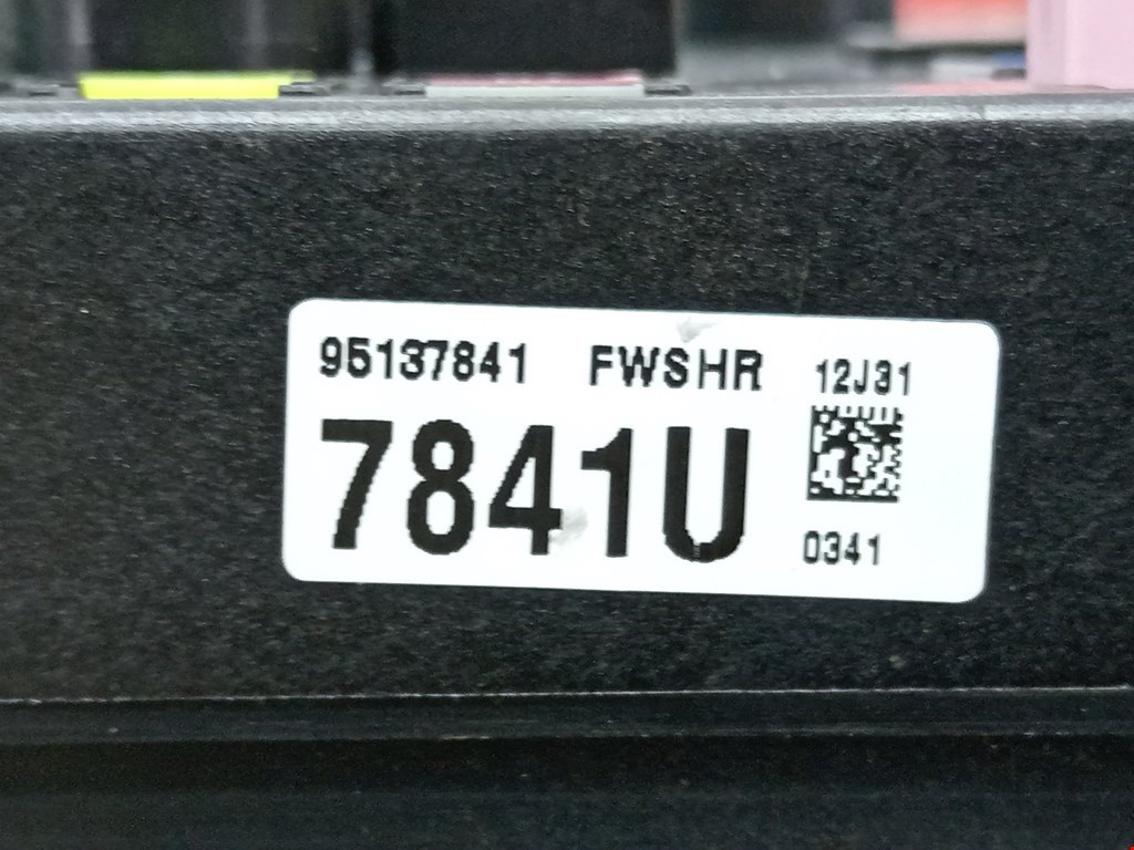 Датчик уровня в бачок омывателя OPEL Antara 2006-2015