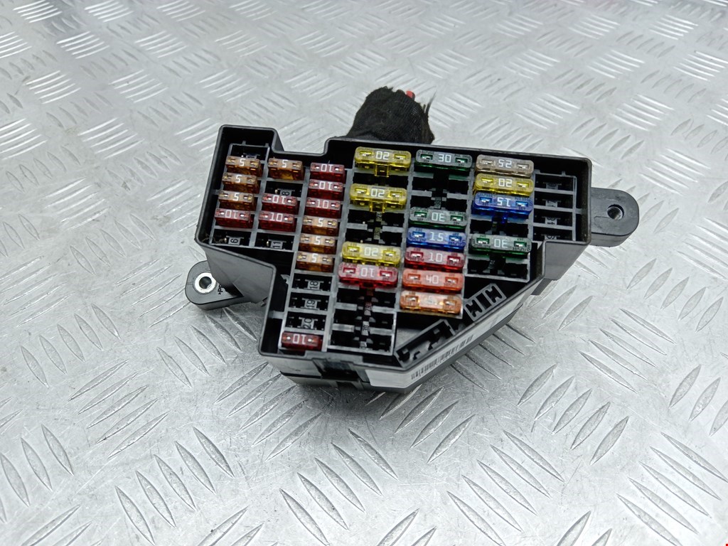 Датчик уровня в бачок омывателя VOLKSWAGEN Passat CC 2008-2017