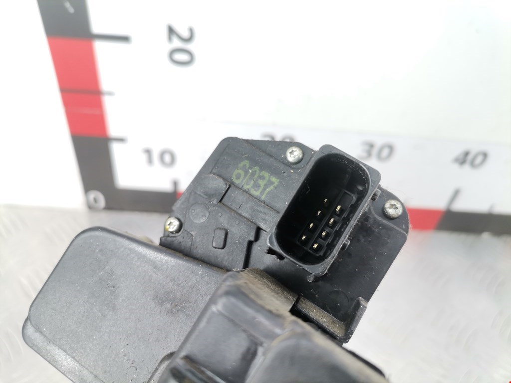 Замок двери передней правой OPEL Antara 2006-2015