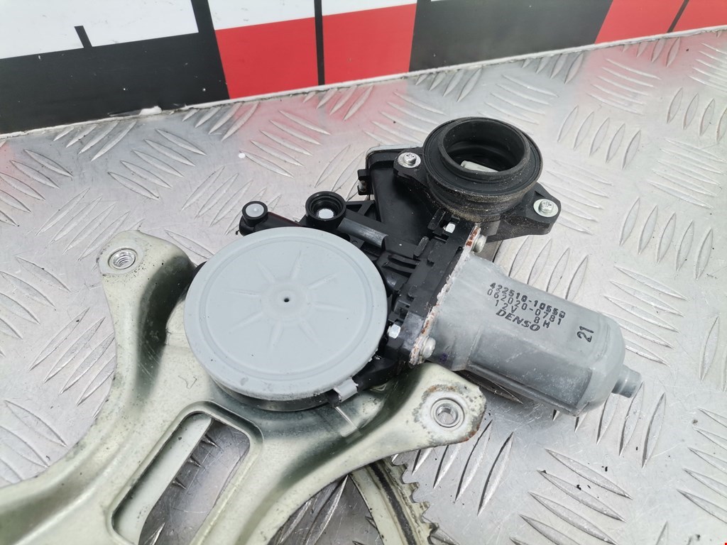 Стеклоподъемник передний правый TOYOTA RAV 4 XA30 2006-2012