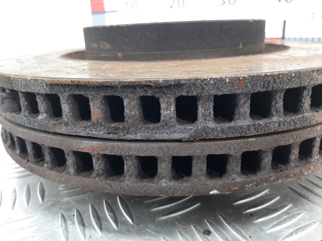 Диск тормозной передний TOYOTA RAV 4 XA30 2006-2012