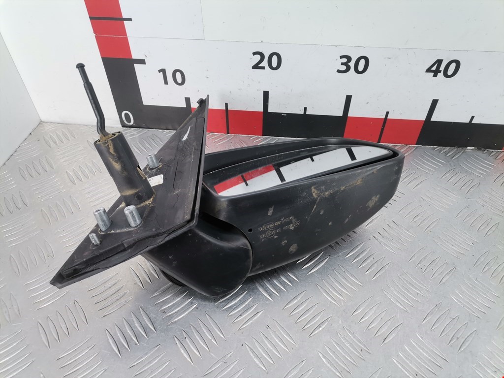 Зеркало правое OPEL Meriva A 2003-2010