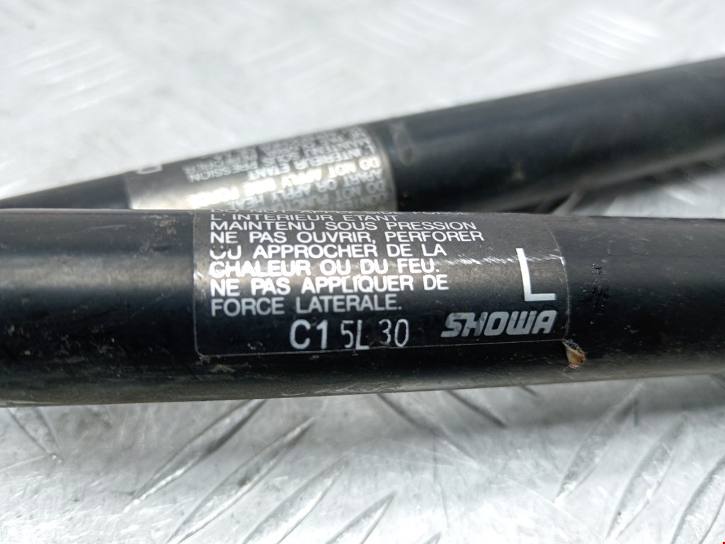 Амортизатор крышки (двери) багажника HONDA Jazz 2001-2008