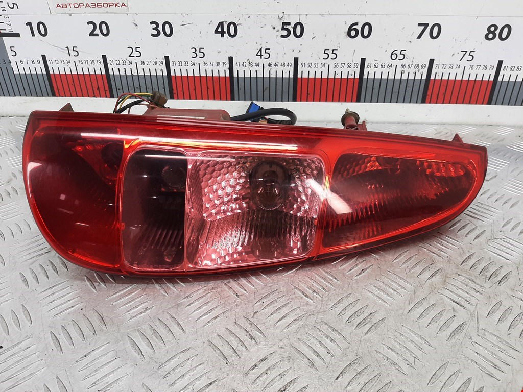 Фонарь задний левый PEUGEOT 807 2002-2014